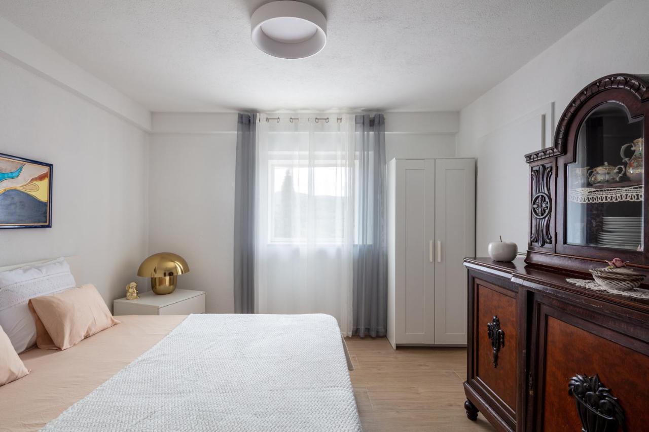 Holiday Home Vallis Povlja  Luaran gambar