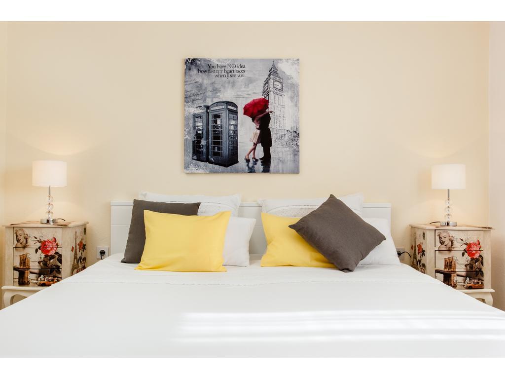 Holiday Home Vallis Povlja  Luaran gambar